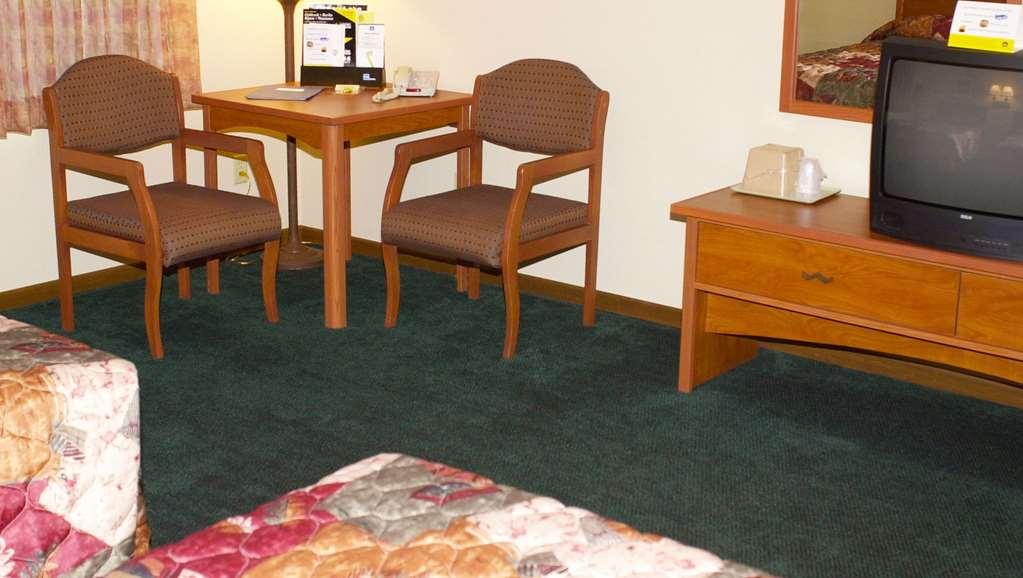 Super 8 By Wyndham Berlin Wi Quarto foto