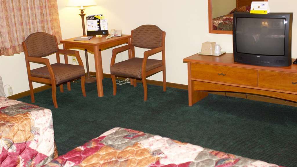 Super 8 By Wyndham Berlin Wi Quarto foto